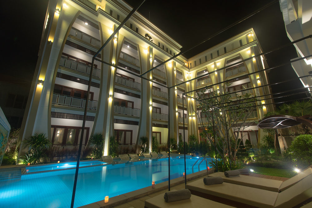 The Night Hotel Сием Реап Екстериор снимка